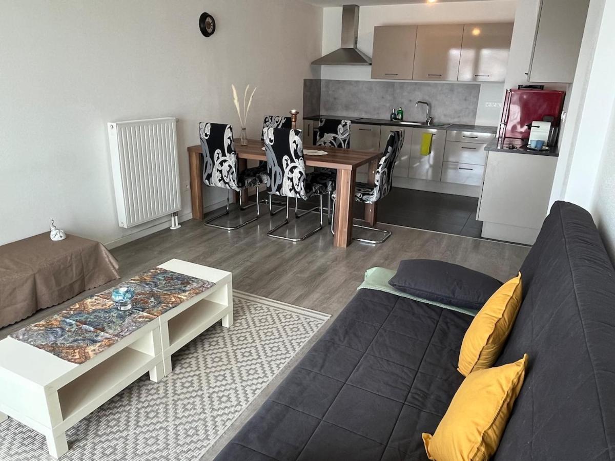 Apartment T3 Avec Balcon Et Parking