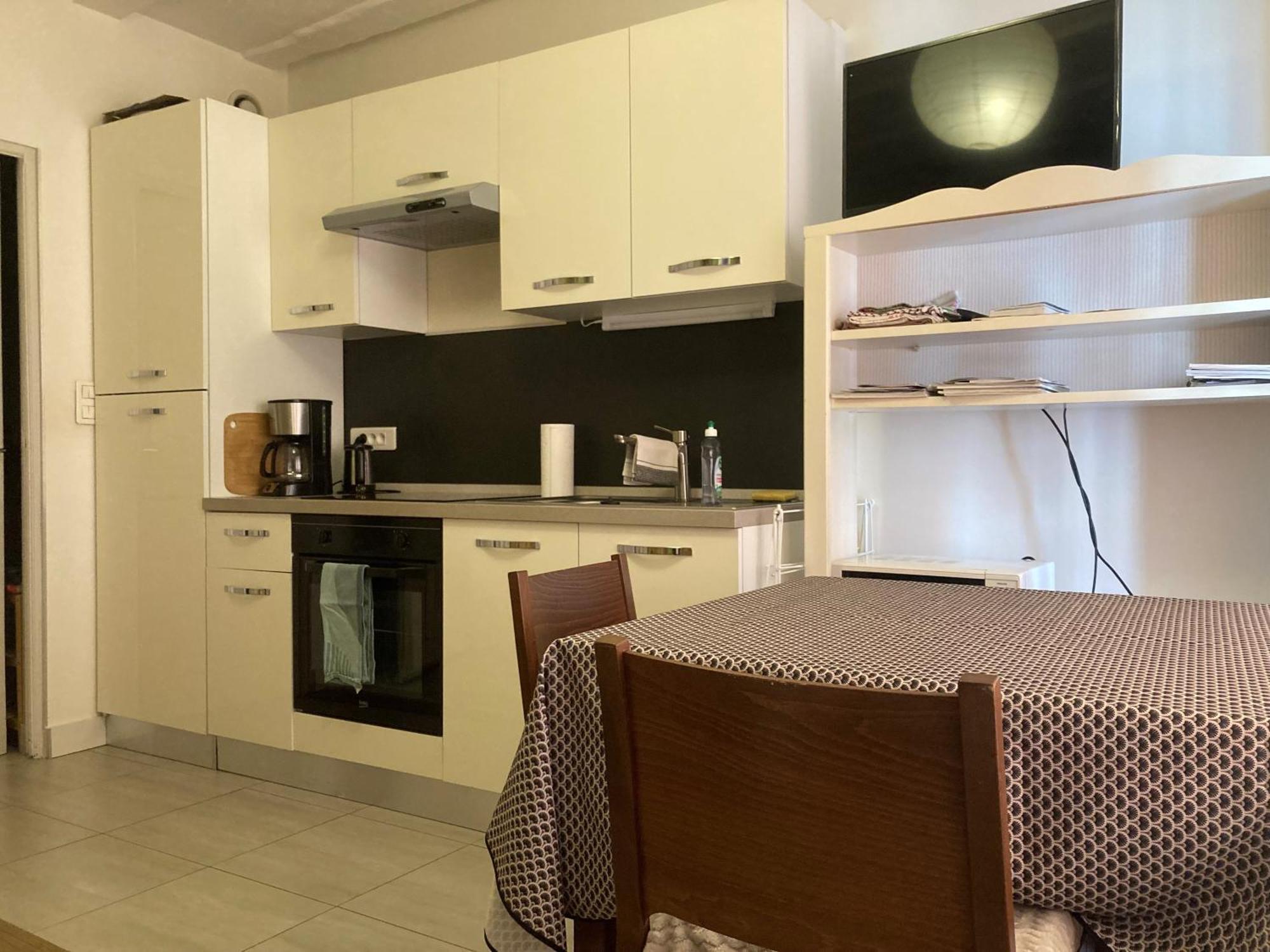 Proche Centre, Cathedrale, Tram, Gare Appartement *