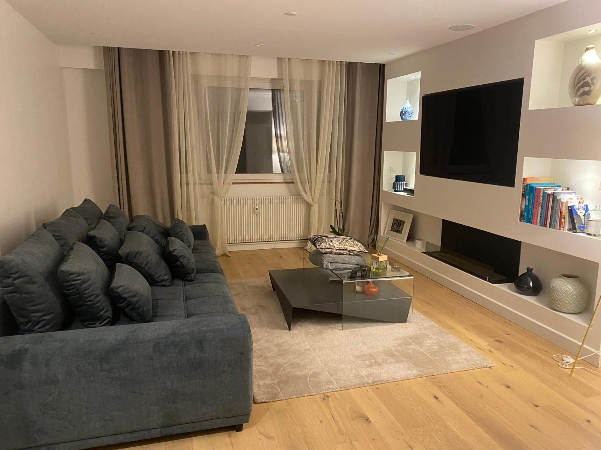 Luxury Flat Located 5 Mins From Center