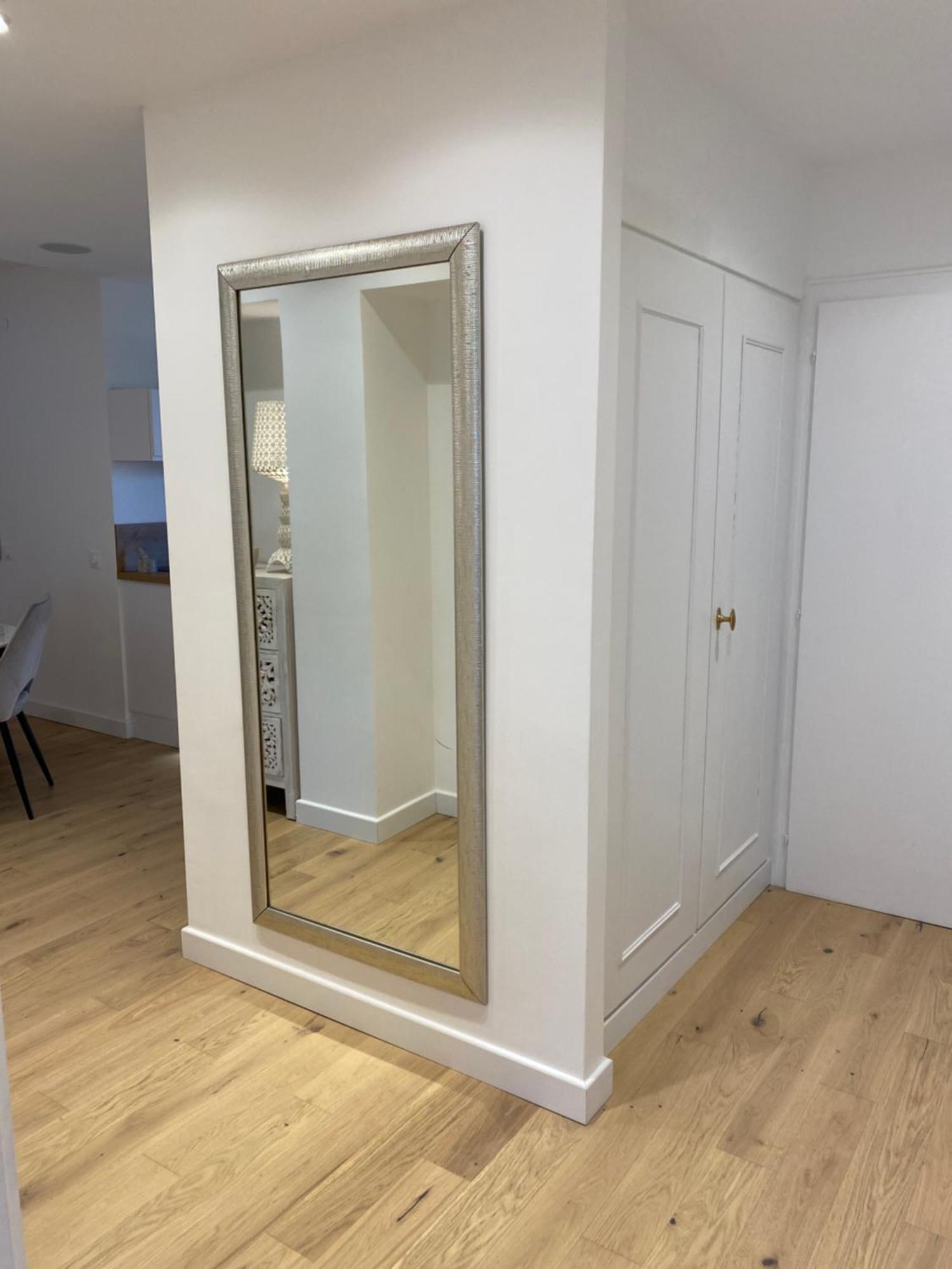 Luxury Flat Located 5 Mins From Center * Straatsburg