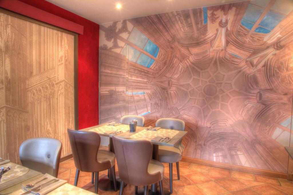 Hotel Cathedrale 4*