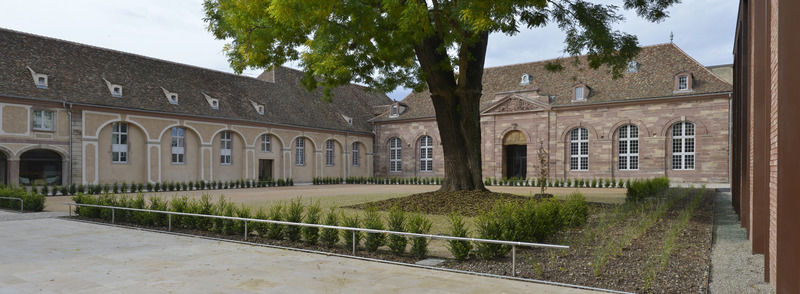 Les Haras