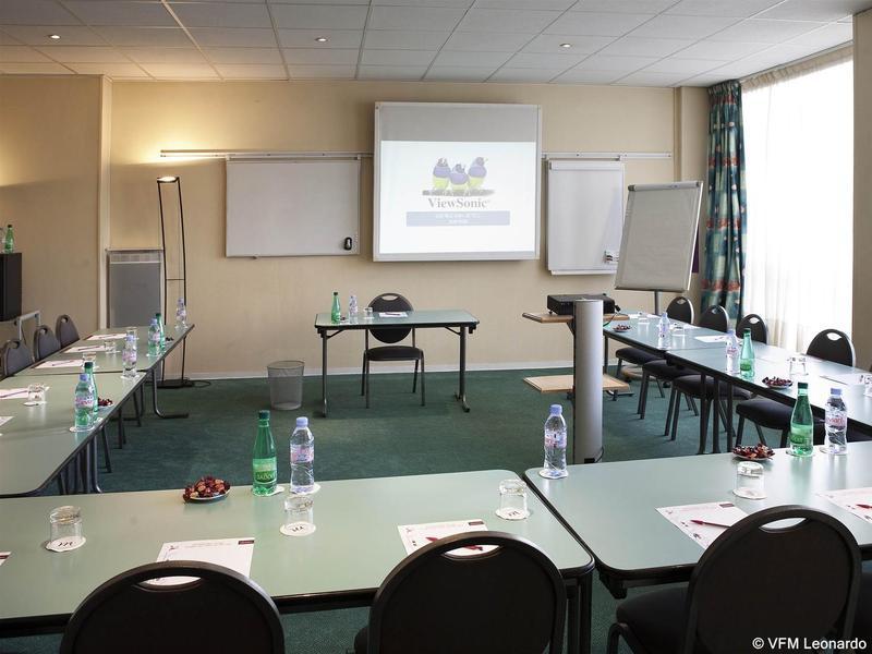 Ibis Styles Centre Gare Hotel 3*