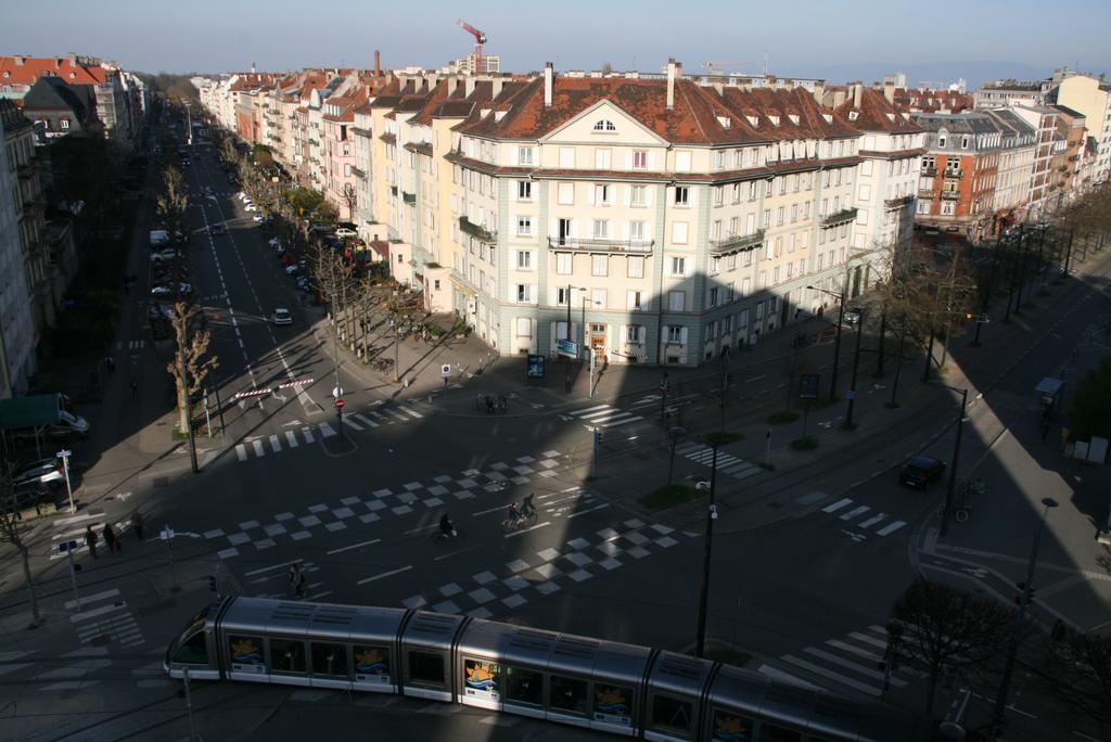 De L'observatoire *