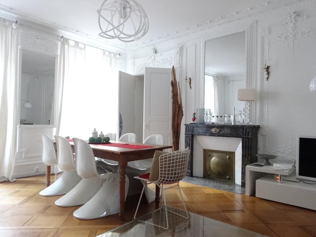Appartement Les Serruriers - Spacieux Avec Terrasse & Parking Straatsburg