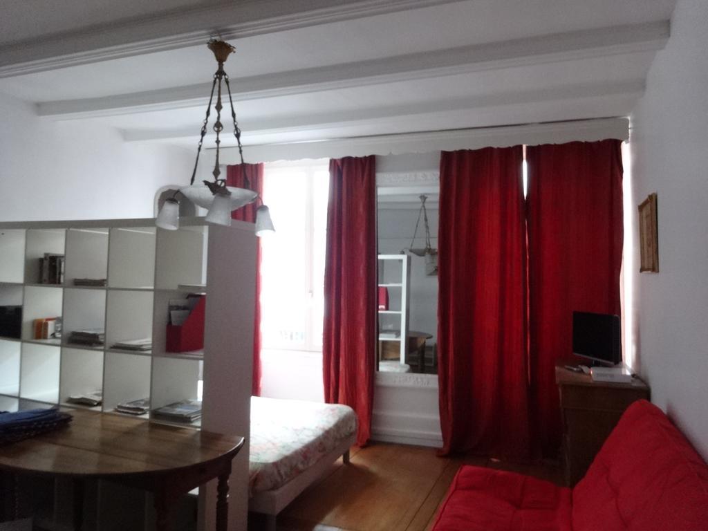 Appartement Les Serruriers - Spacieux Avec Terrasse & Parking