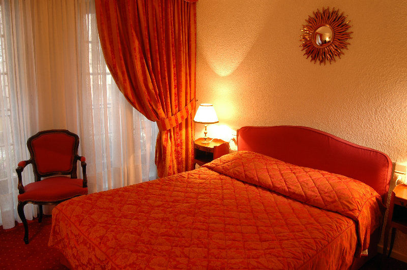 Rohan Hotel 4*