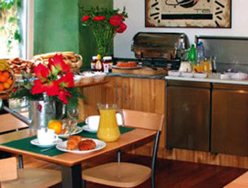 Hotel Le Grillon 3*