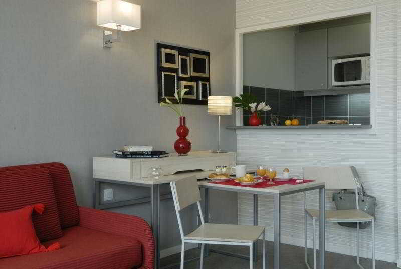 Adagio Place Kleber 4*