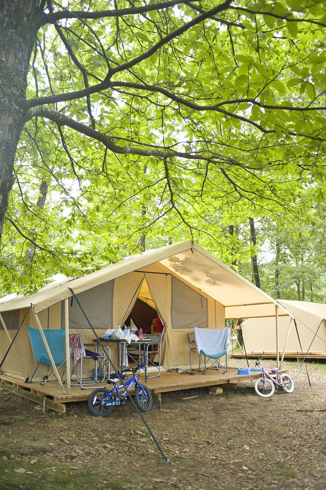 Camping De *