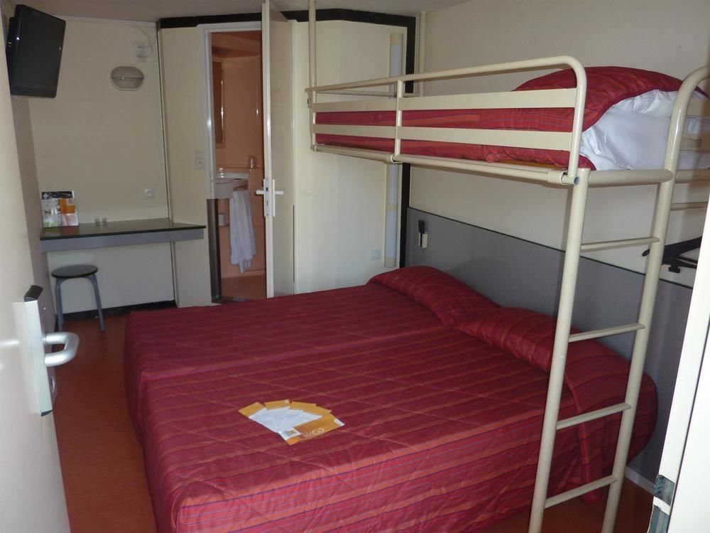 Premiere Classe Ouest Hotel *