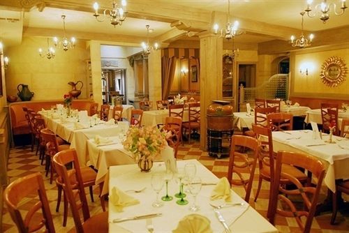 Hotel Logis Restaurant Au Cerf D'or