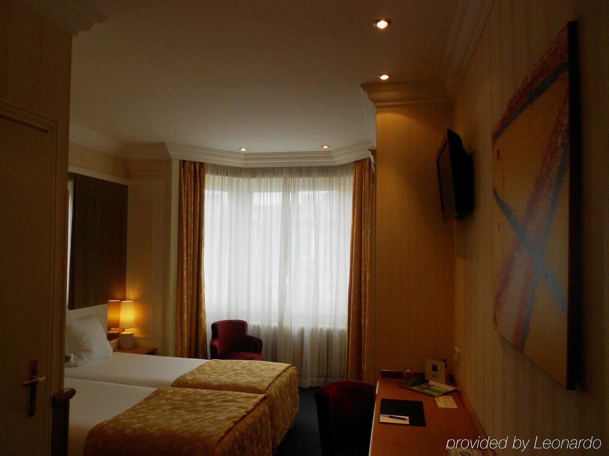 Maison Lutetia R 3*