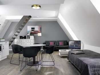 Le 32 Hotel 3*