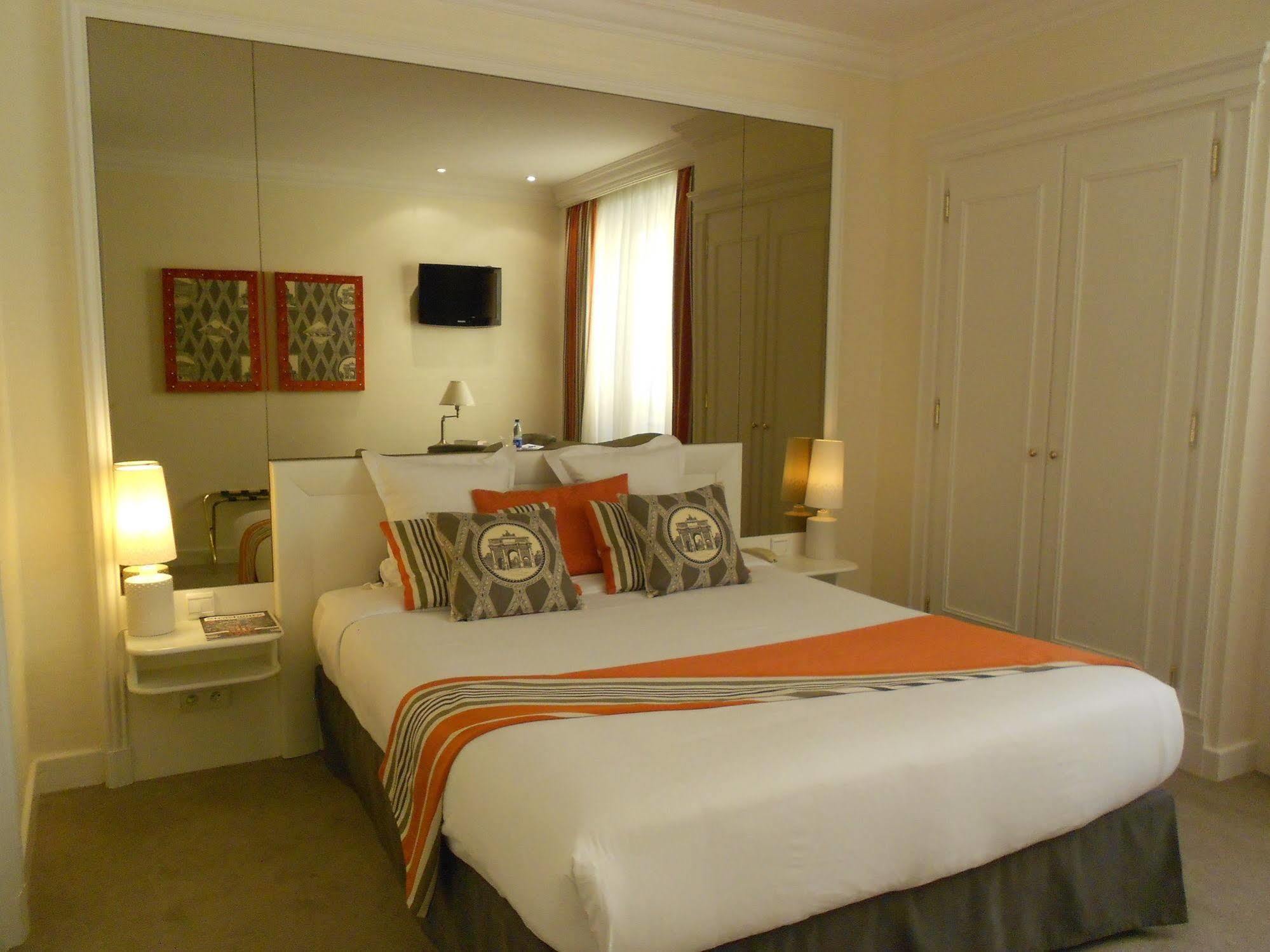 Maison Lutetia R