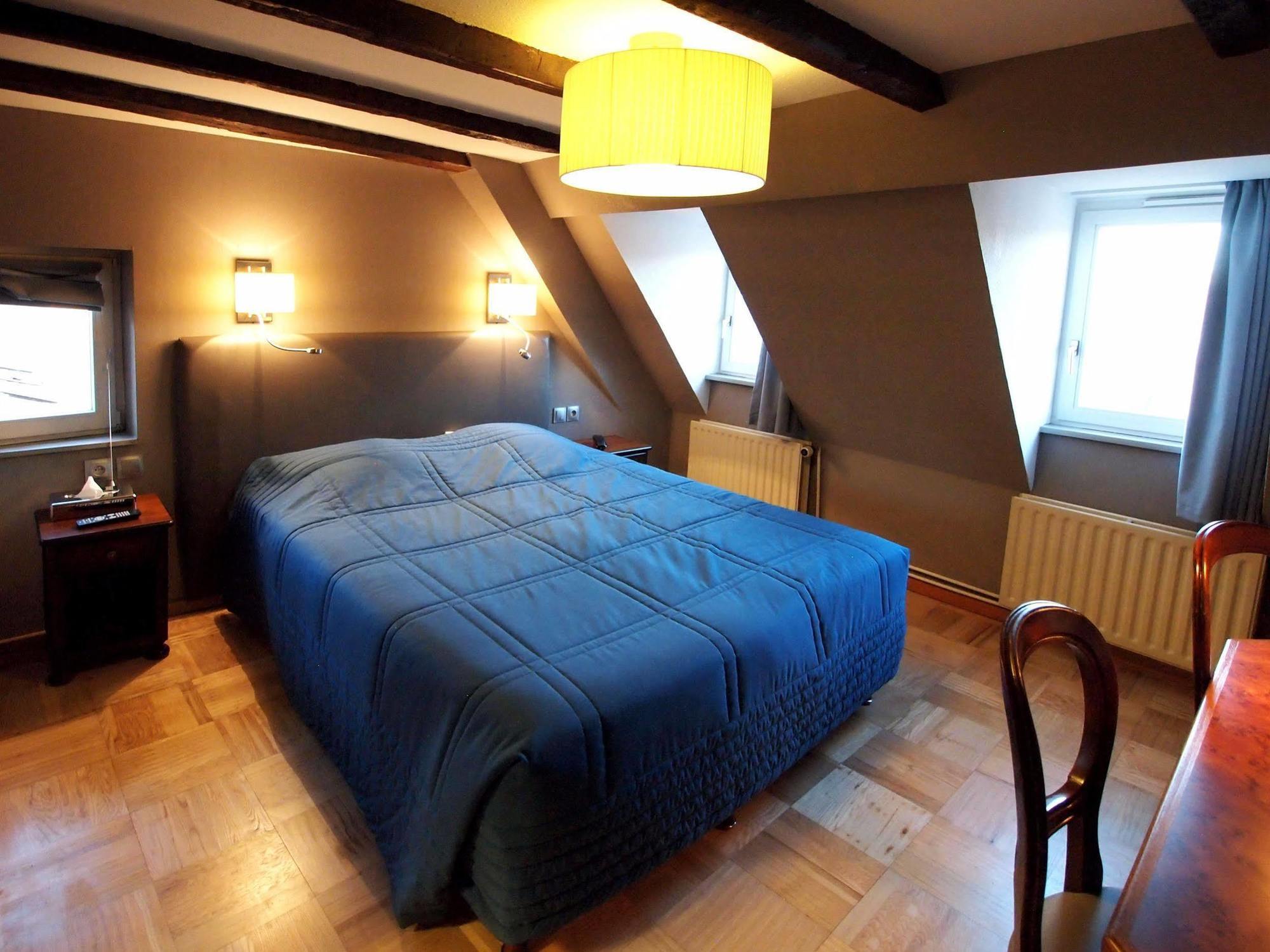 Hotel Logis Restaurant Au Cerf D'or