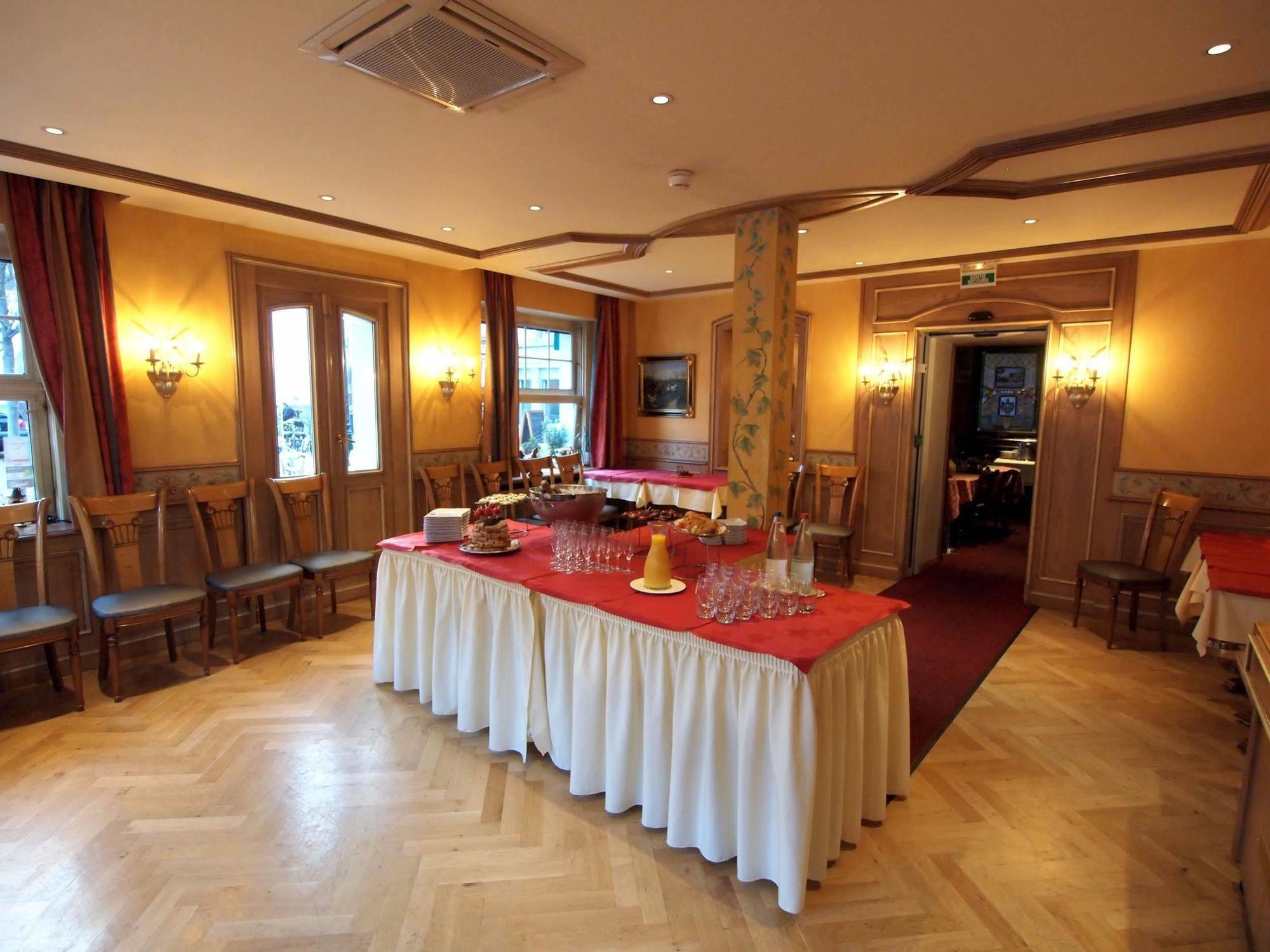 Logis Restaurant Au Cerf D'or Hotel Strasbourg