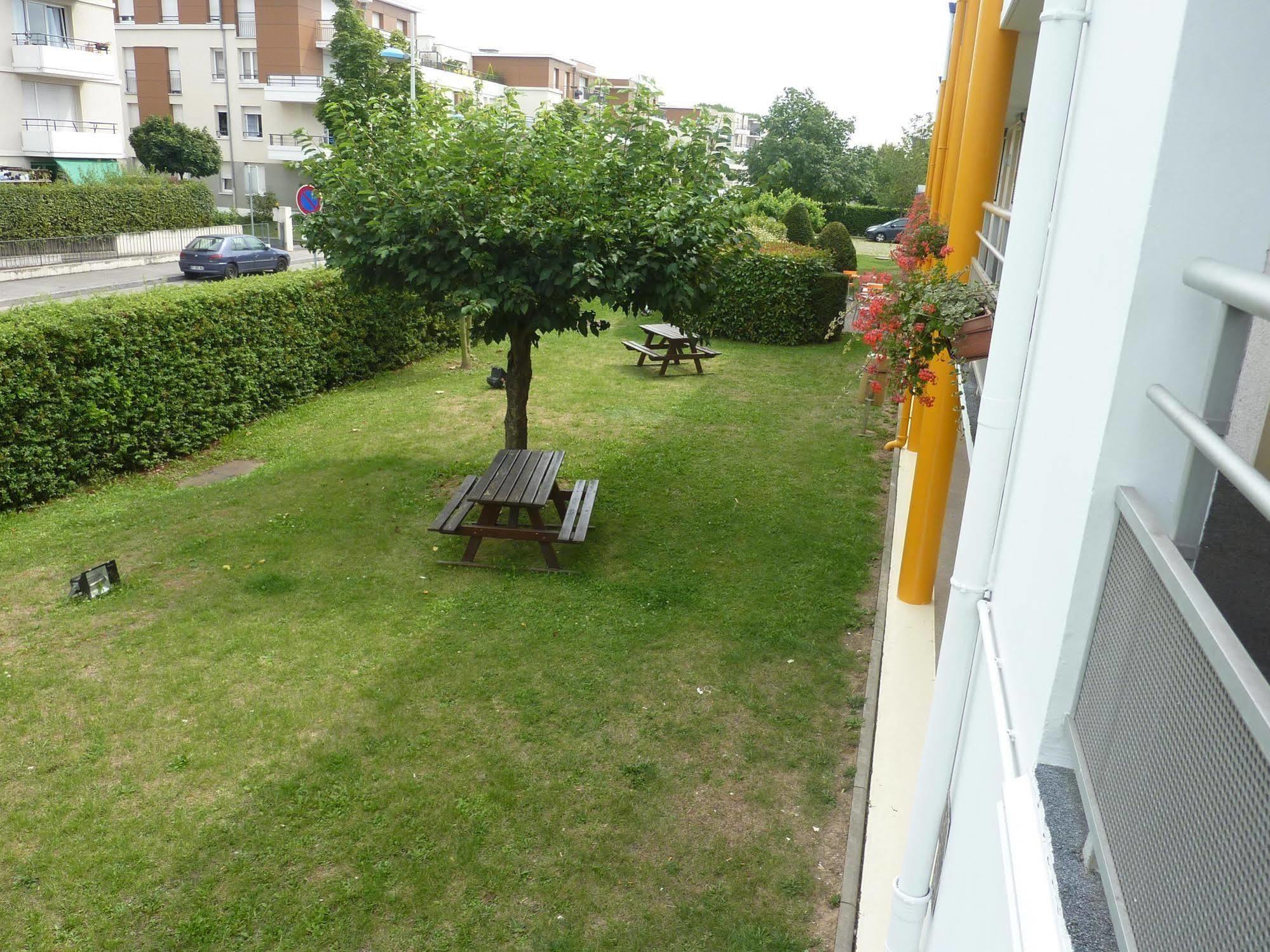Hotel Premiere Classe Ouest
