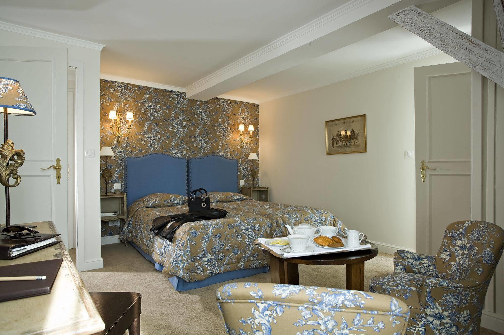 Hotel Western D'est 4*