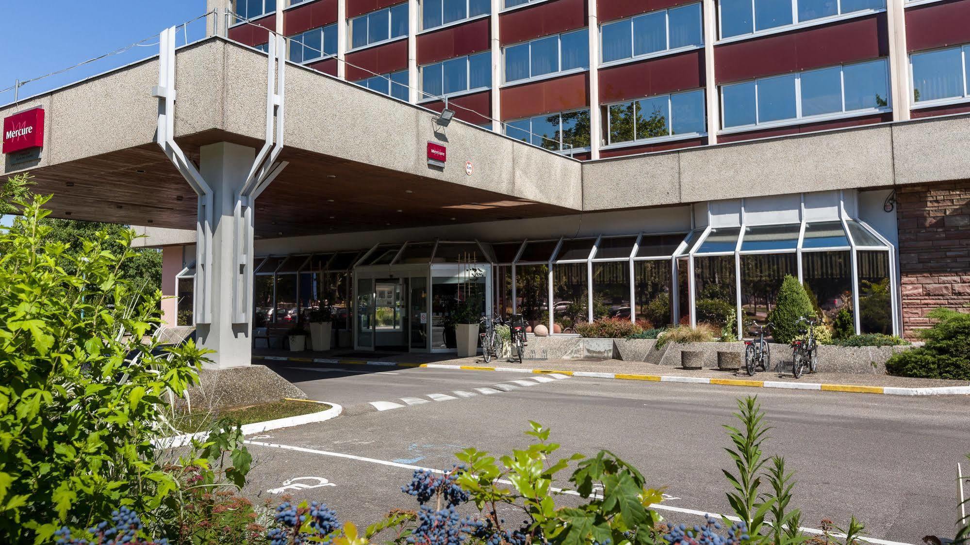 Mercure Place Des Congrès Hotel