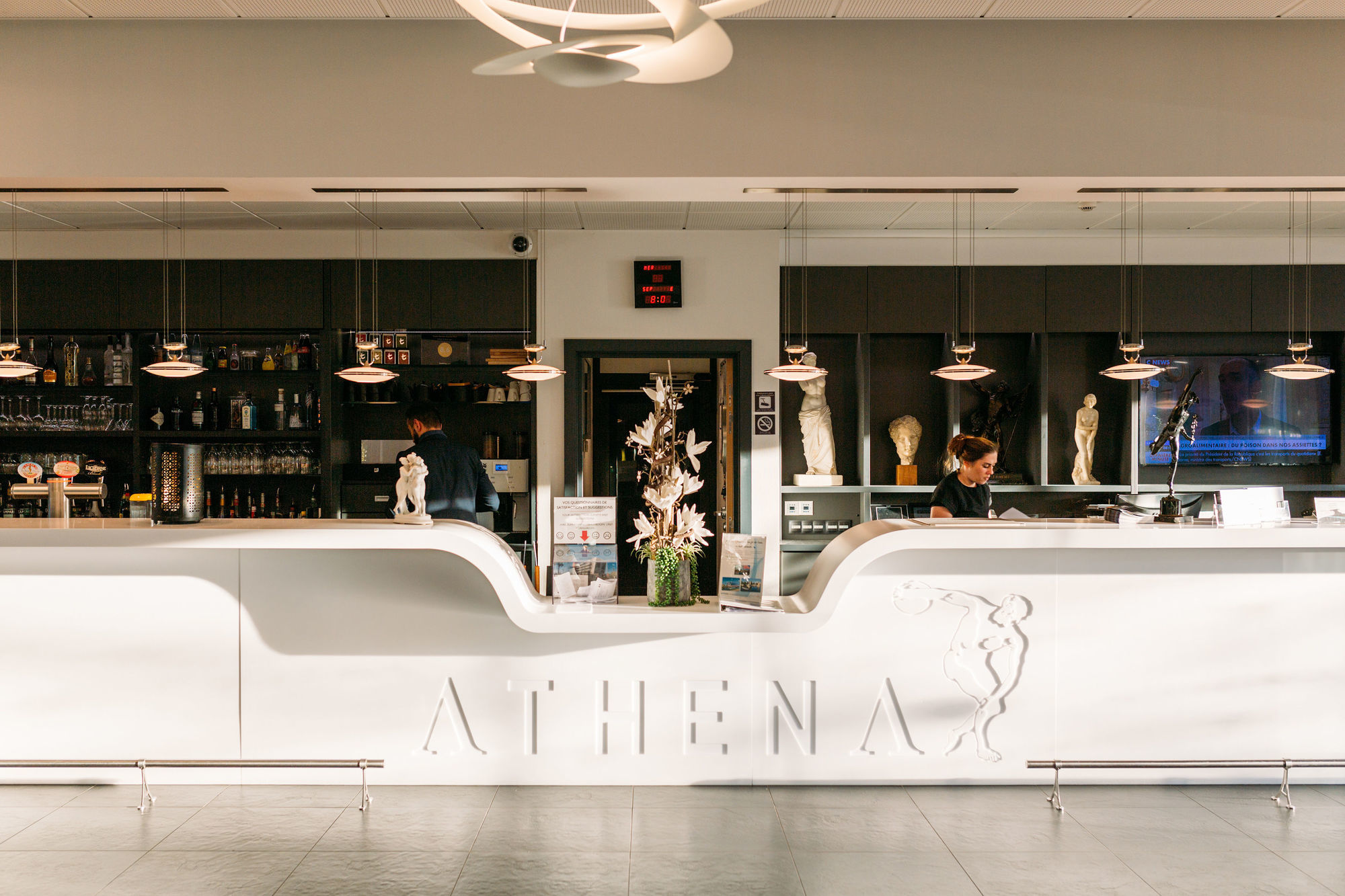 Hotel Restaurant Athena 4*
