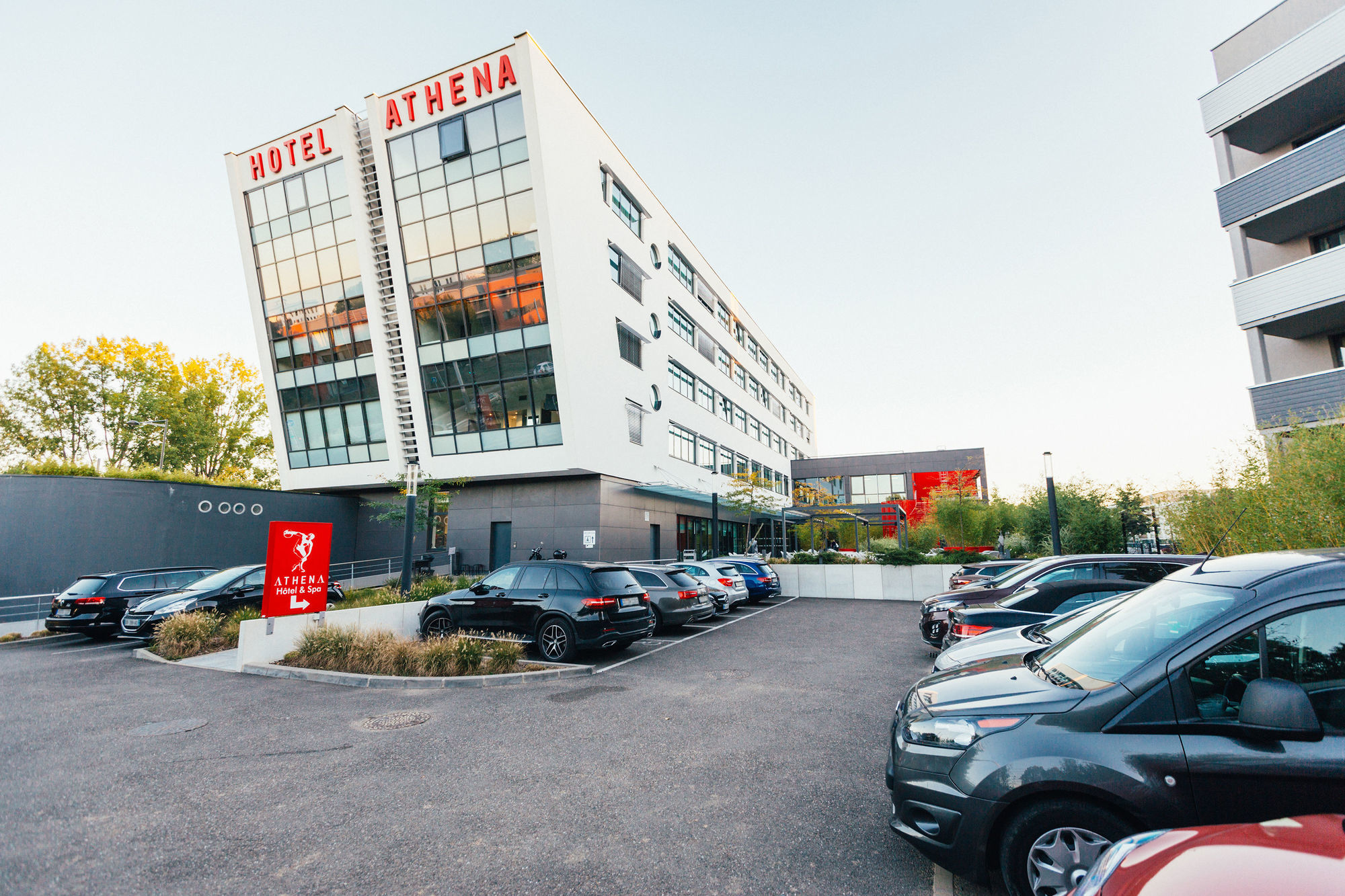 Hotel Athena 4*