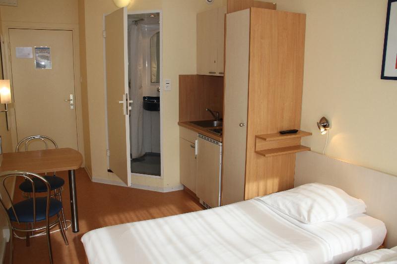 Hotel Ibis Styles Centre Republique 2*