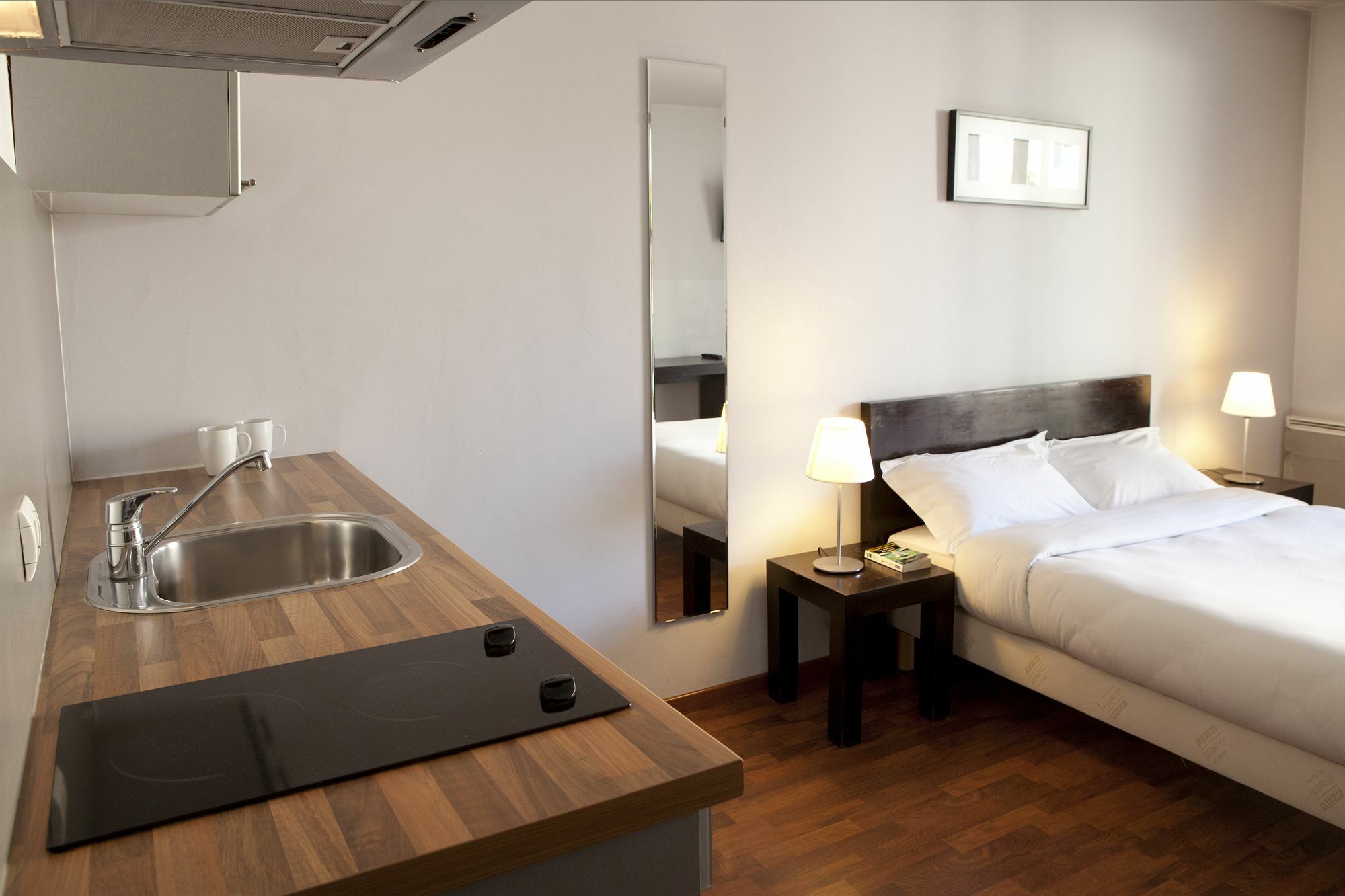 Ruby Apartment
