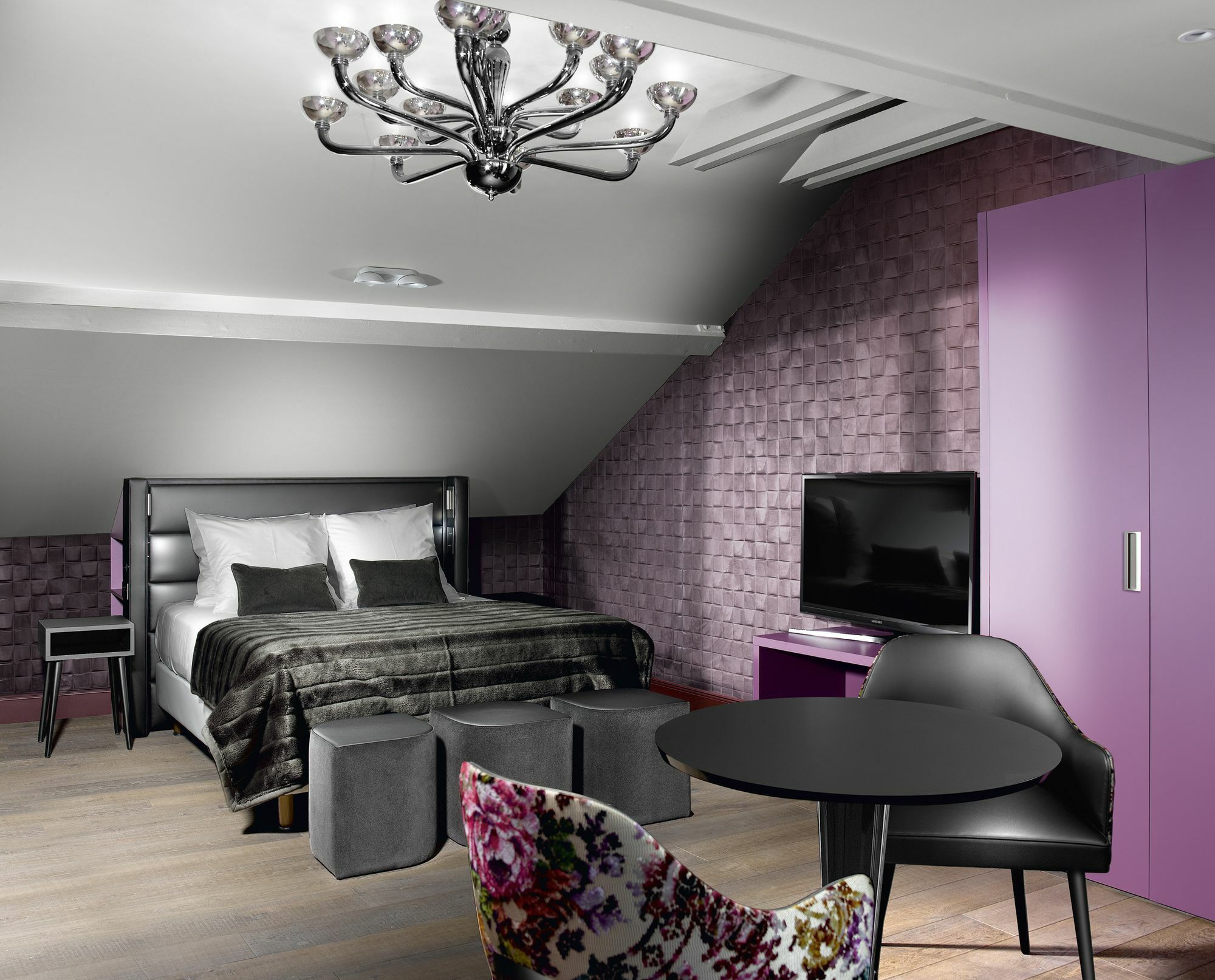 Le Moon Apartment