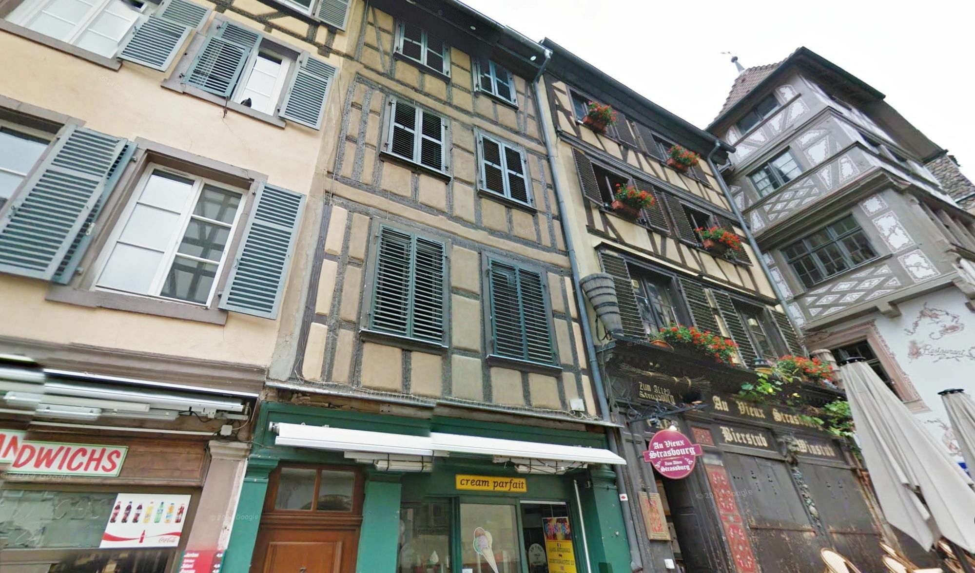 Rue Des Maroquins Apartment *