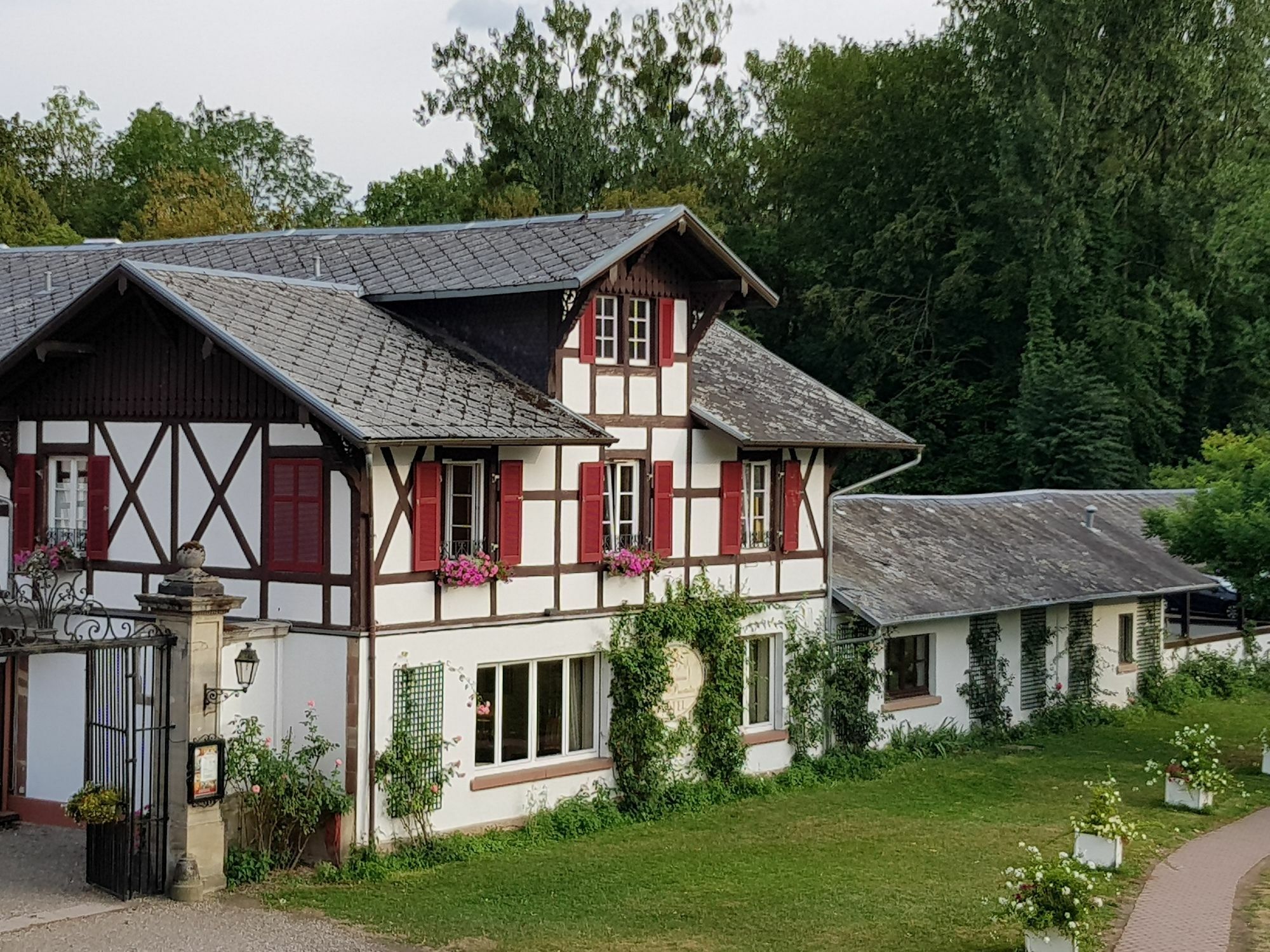Chateau De Pourtales 3* Straatsburg