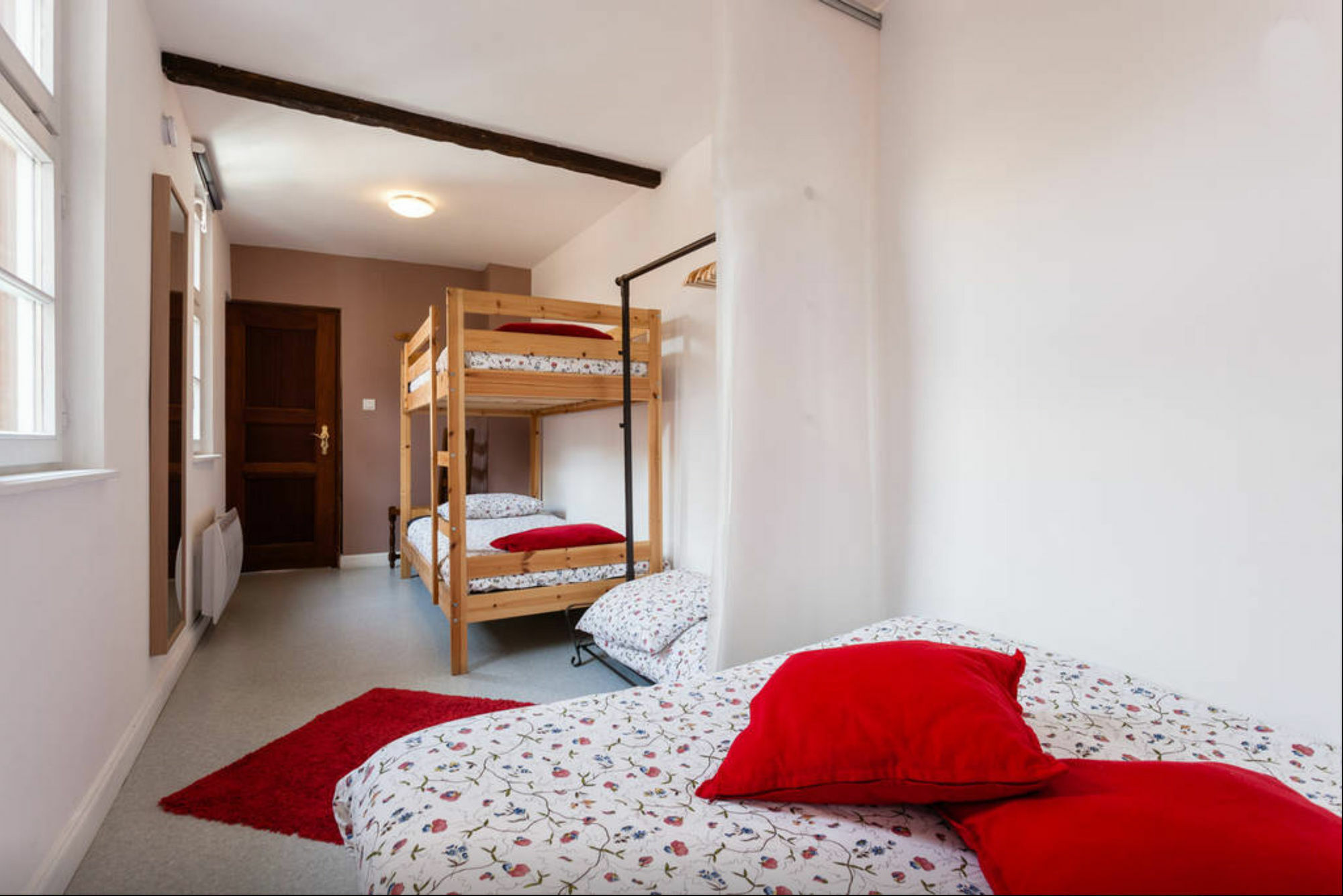 Grand Rue 2 Apartment
