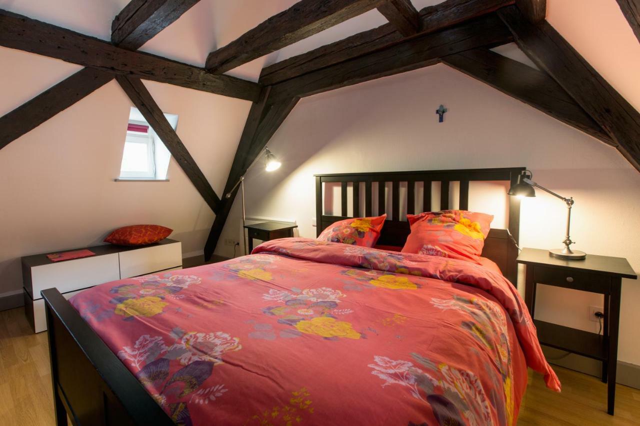Apartment Triplex Avec Poutres Apparentes *