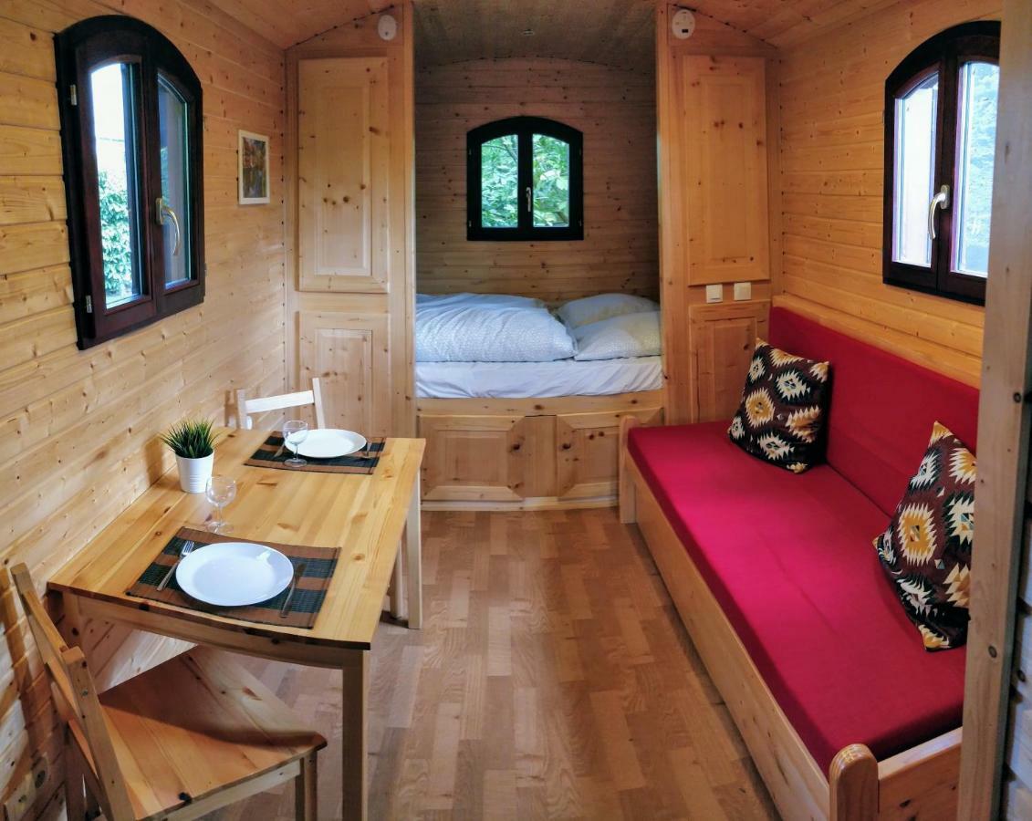 Roulotte Comtoise A Chalet Straßburg
