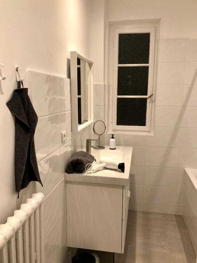 Apartment Grand 3 Pieces Stationnement Gratuit Dans La Rue