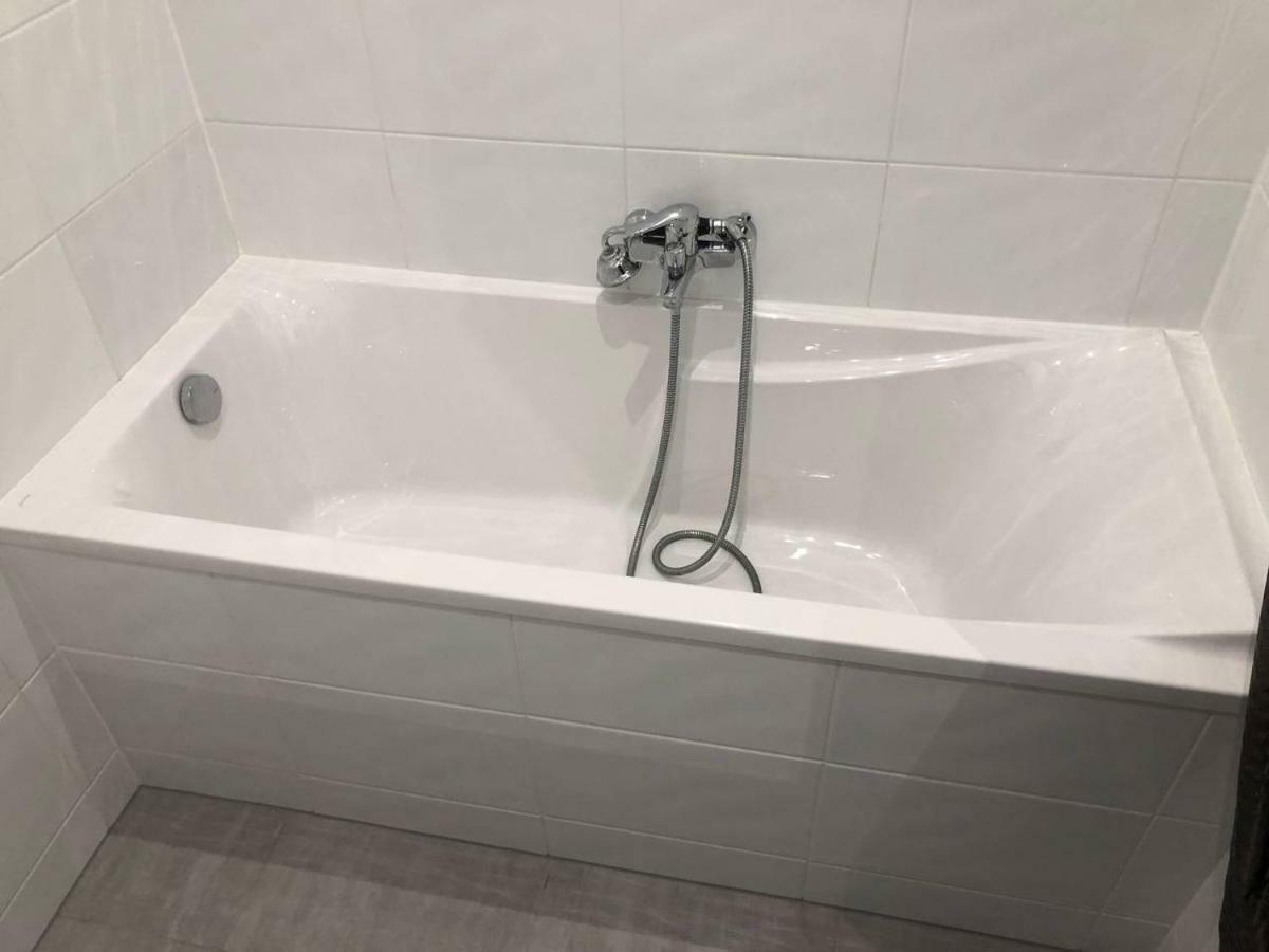 Apartment Grand 3 Pieces Stationnement Gratuit Dans La Rue