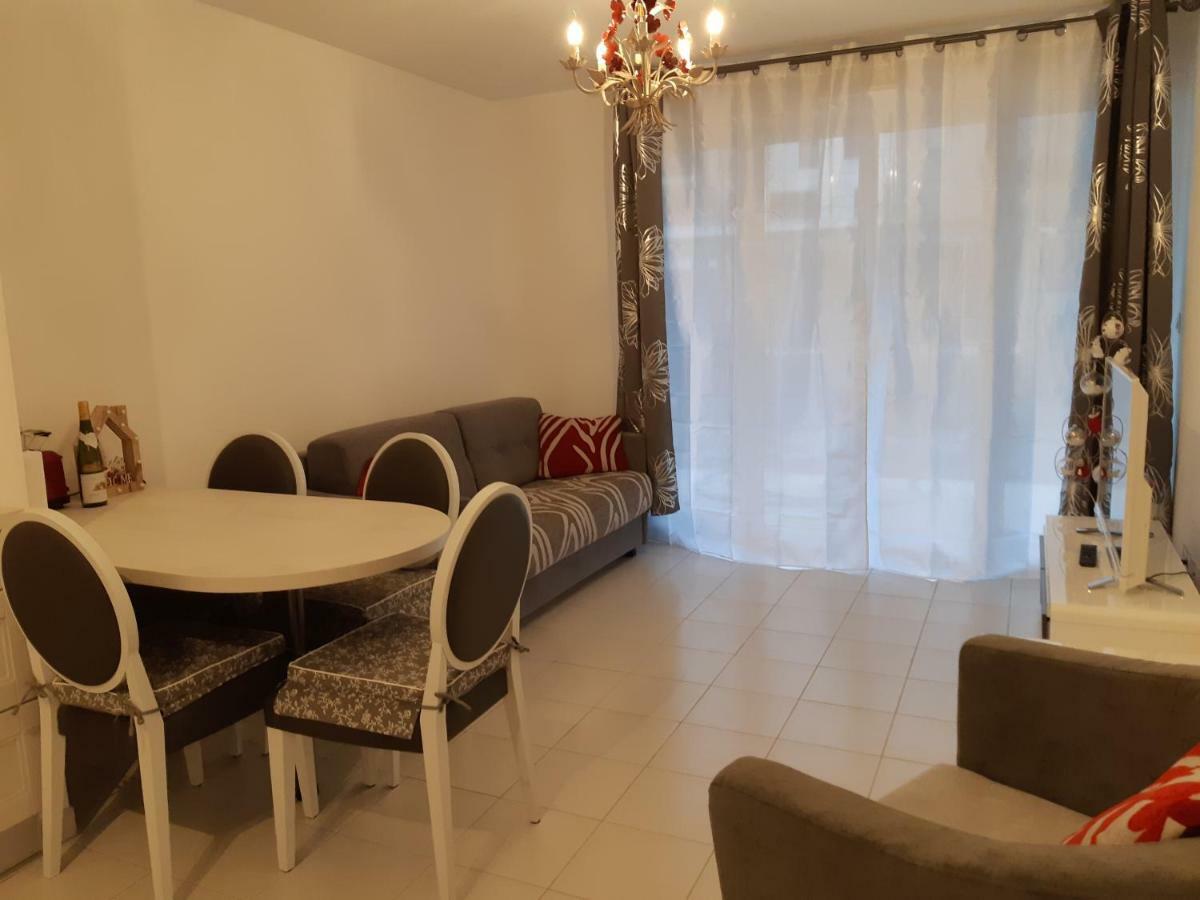 Apartment Le Carre Des Fleurs
