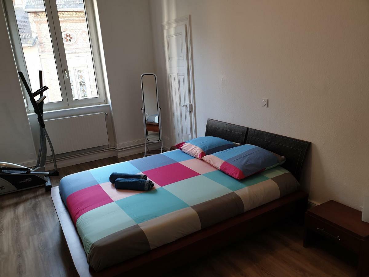 Centre Le 85, Superbe F5, 125m2, 5 Pieces Appartement *