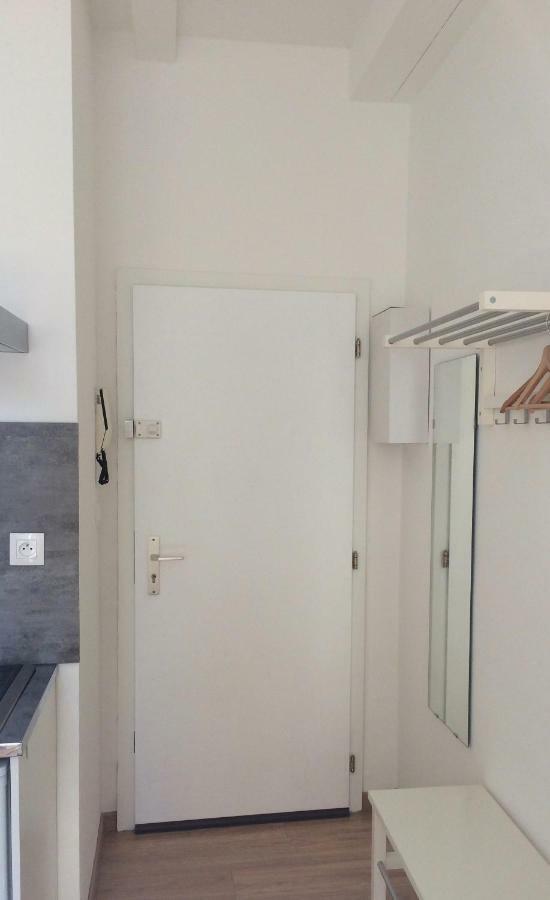 Lola Apartment *