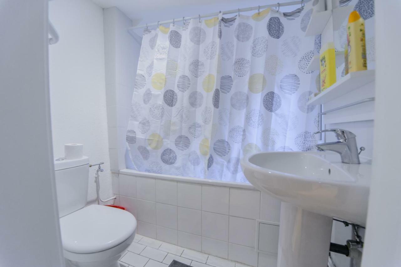 Apartment Cosy & Quiet Flat In Historical Lively Center Of