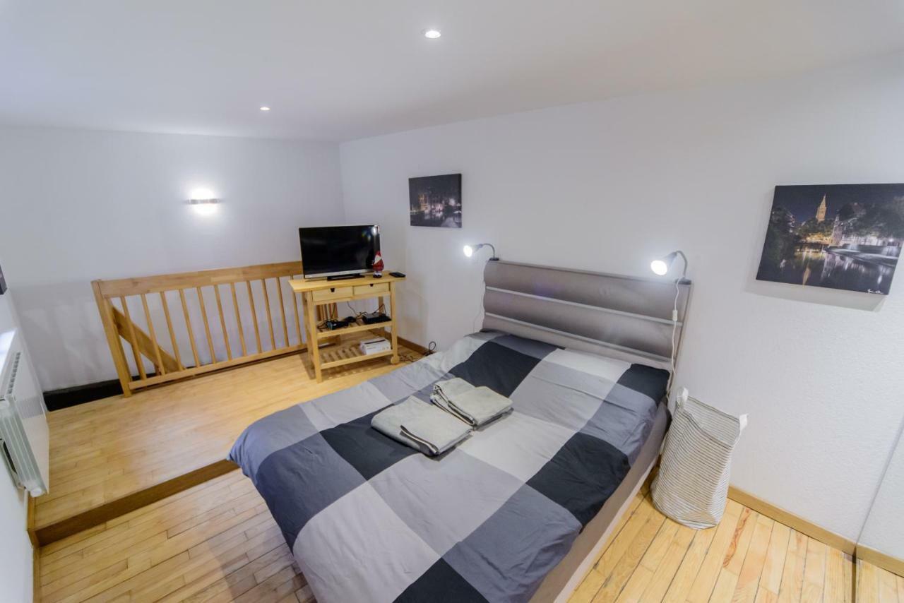Cosy & Quiet Flat In Historical Lively Center Of *