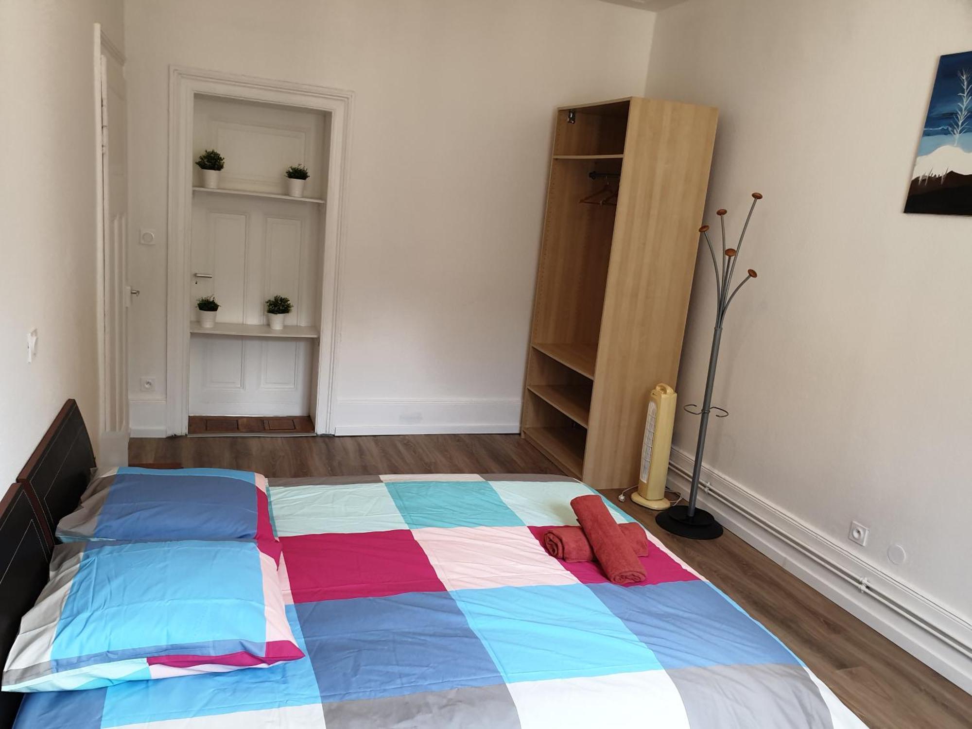 Centre Le 85, Superbe F5, 125m2, 5 Pieces * Straatsburg