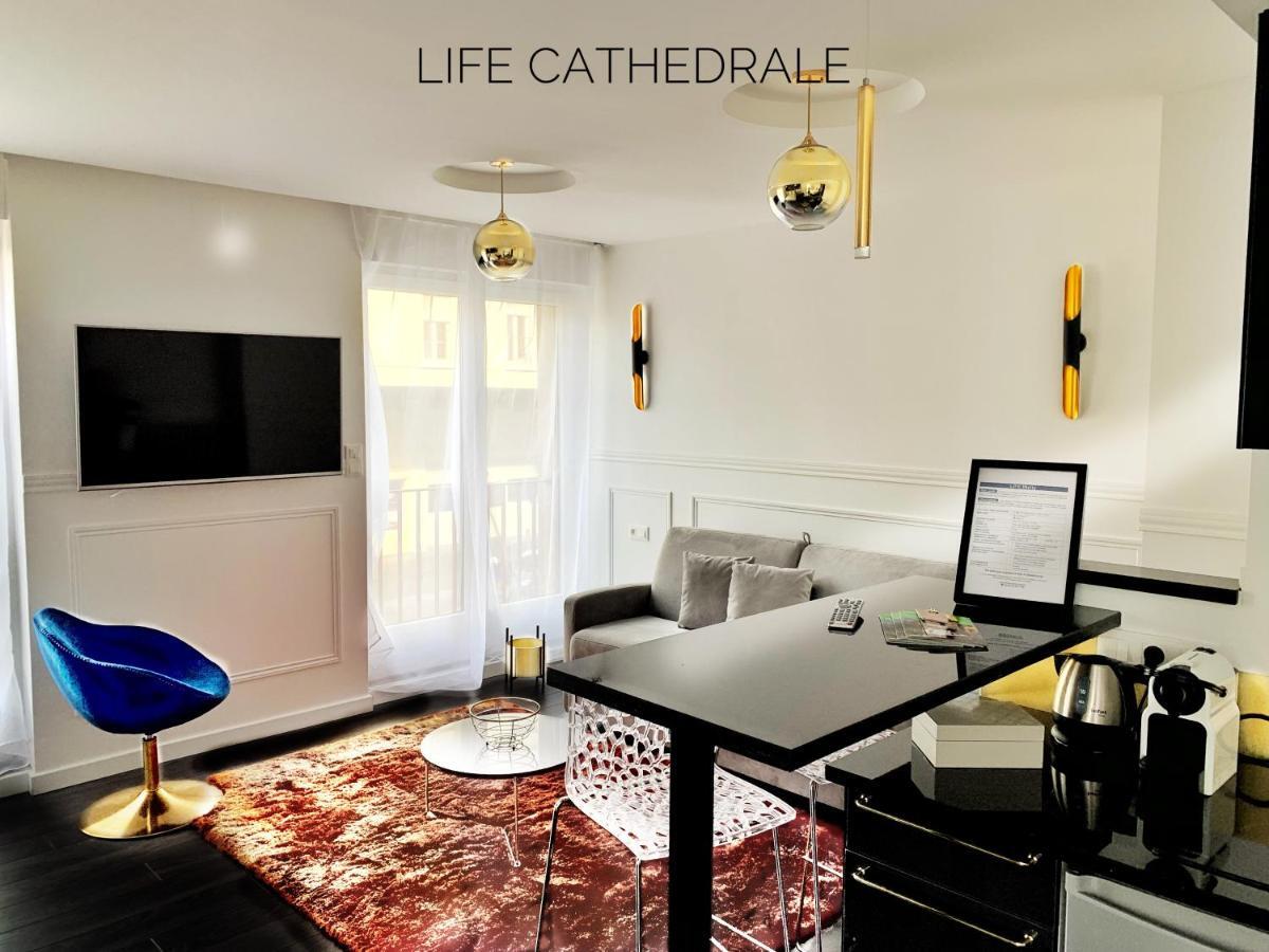 Life Cathedrale City-center Place Gutenberg *