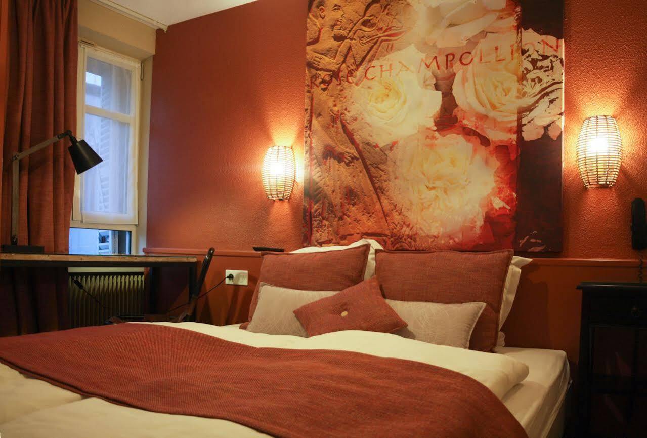 Hotel Roses 3*