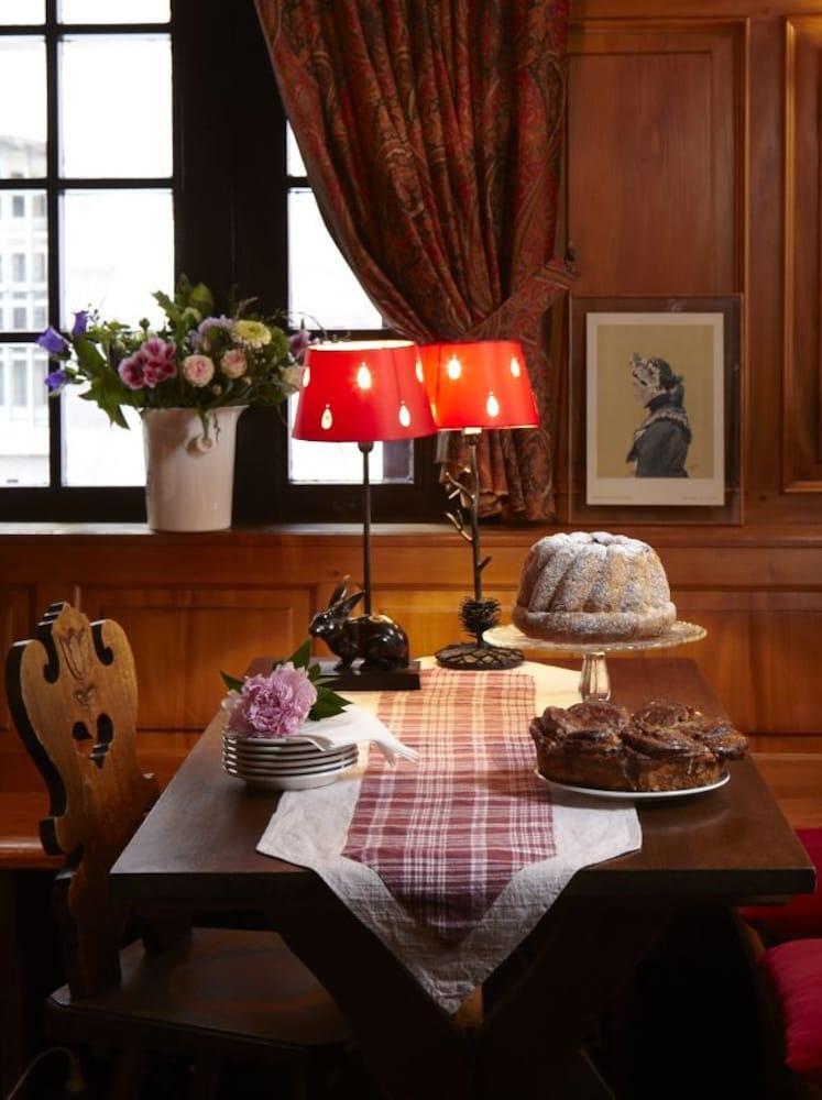 Suisse Hotel