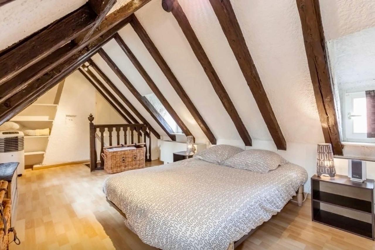 Appartement Typique Et Cosy A Deux Pas De La Cathedrale Apartment