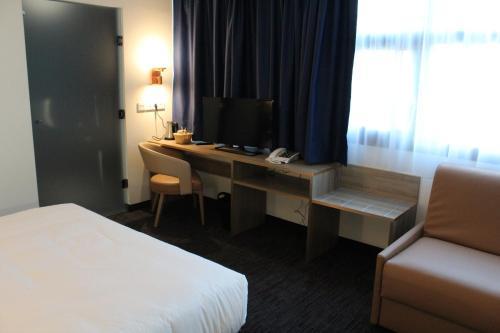 K Hotel