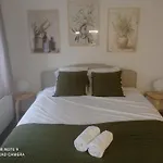 Studio De Charme Avec Jacuzzi - Escapade Relaxante