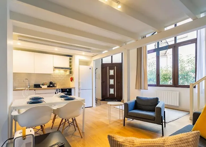 Duplex Spacieux Au Calme