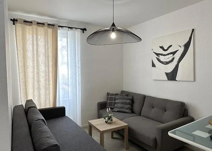 Appartement Neuf, Centre-Ville, 400M De Rivetoile 6 Voyageurs